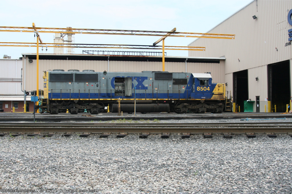 CSX 8504